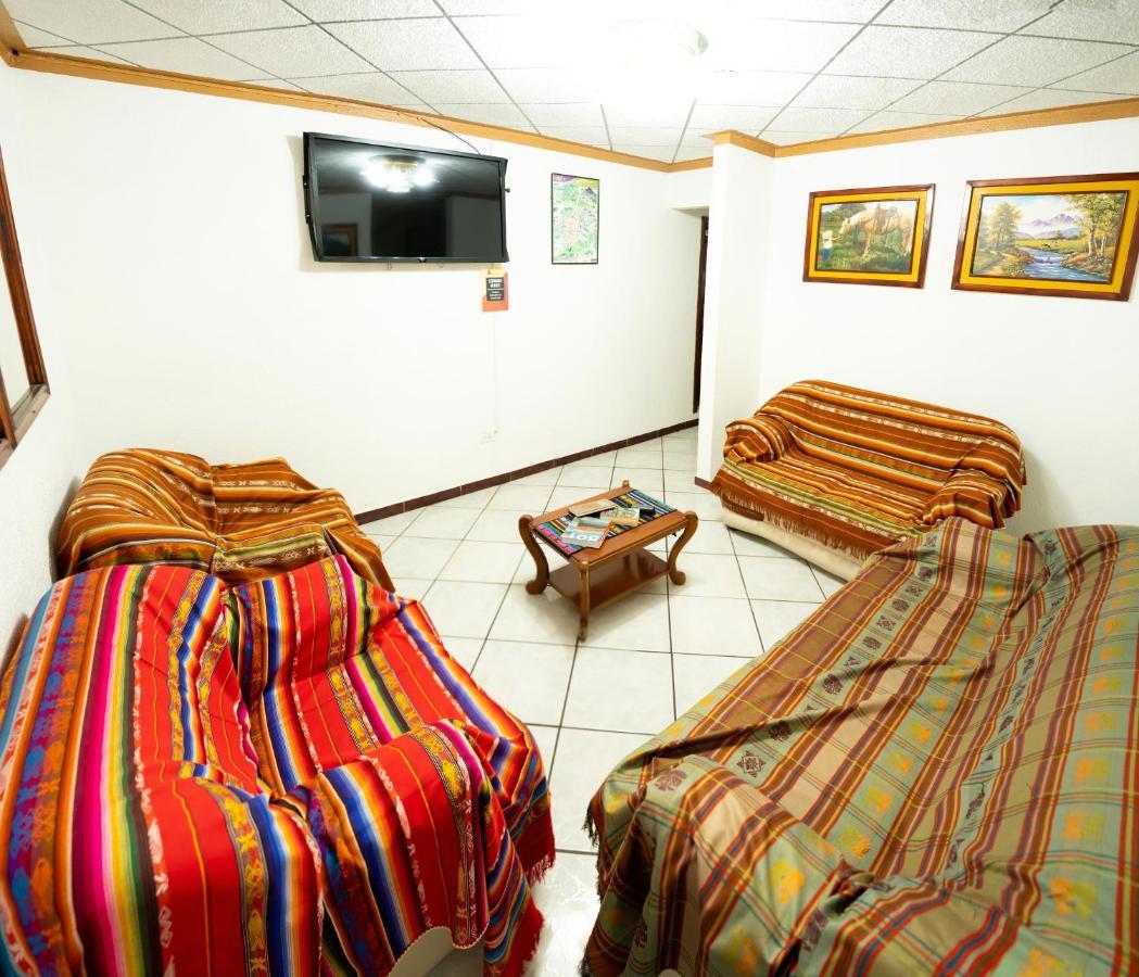 Mashy'S Hostal Otavalo Zewnętrze zdjęcie