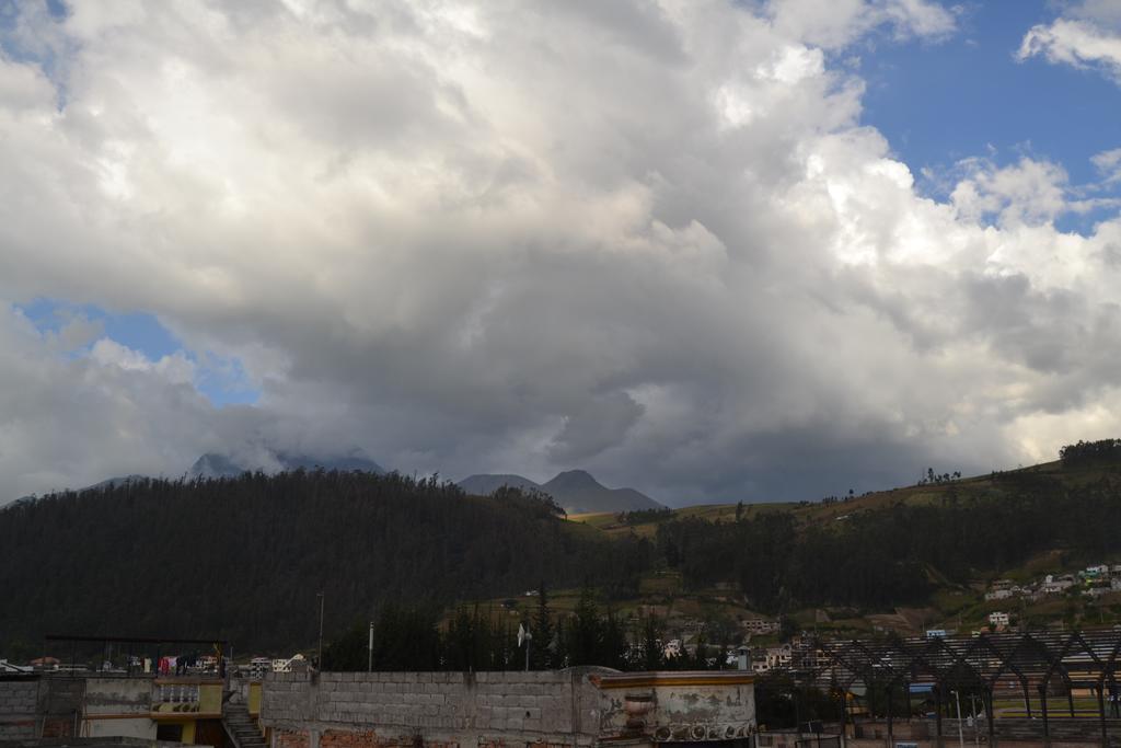 Mashy'S Hostal Otavalo Zewnętrze zdjęcie